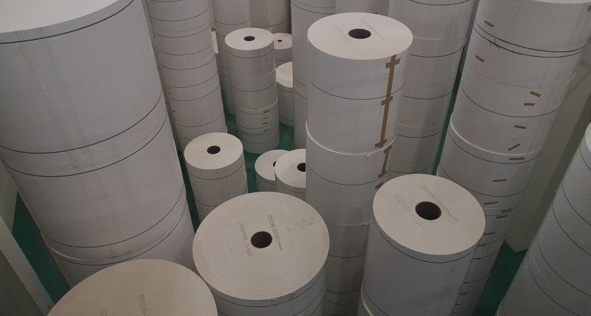 哪些行業(yè)使用牛皮紙？牛皮紙的生產(chǎn)技術(shù)有哪些流程？